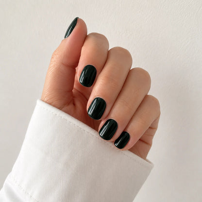 Emerald Glaze short square press-on nails by Matchy Nails