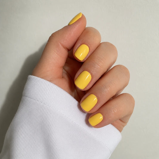 Lemon Glaze short square press-on nails by Matchy Nails