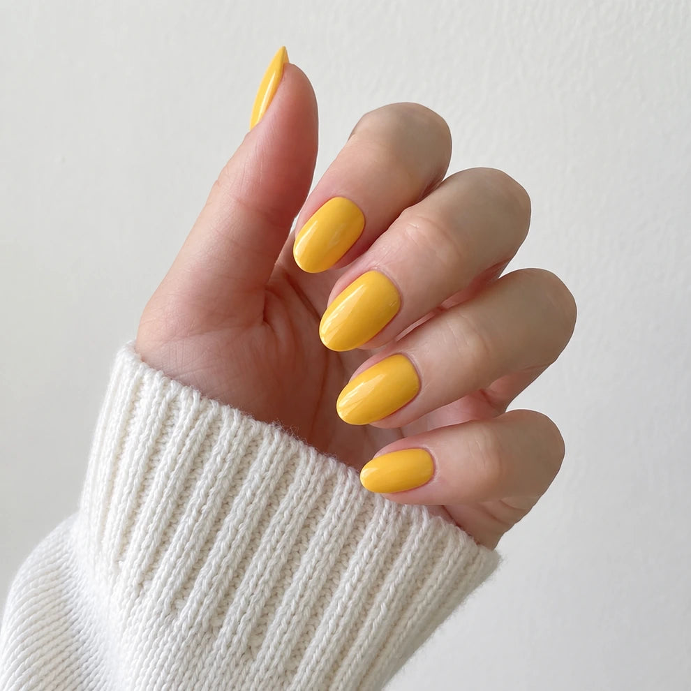 Sunbeam Glaze medium almond press-on nails by Matchy Nails